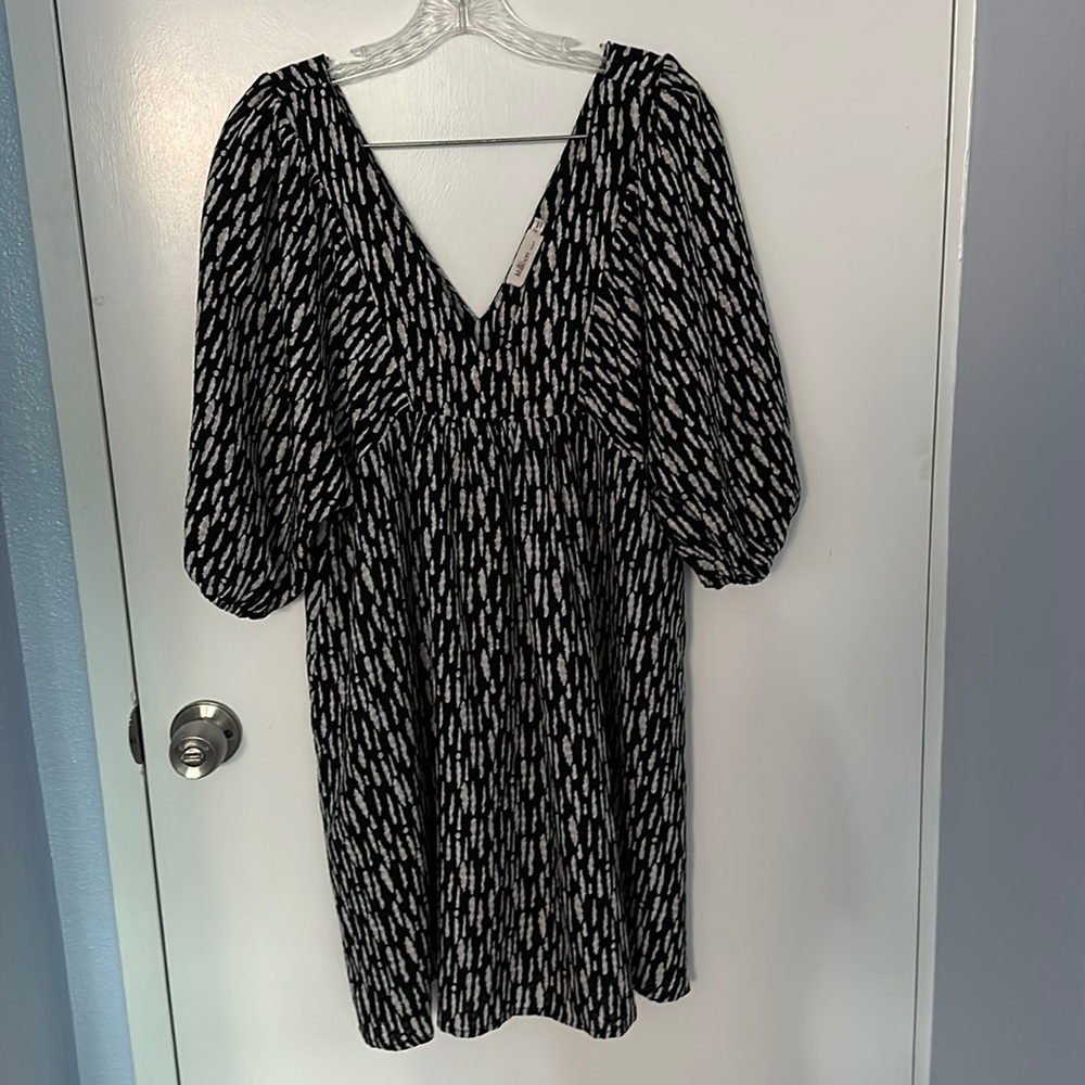 Black and gray dress